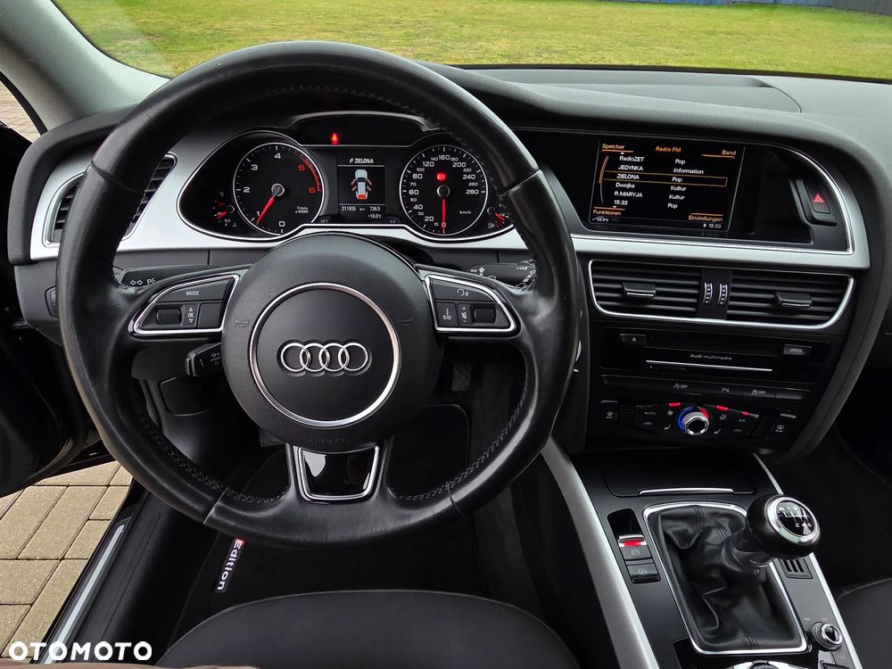 Audi A4 Avant - 33
