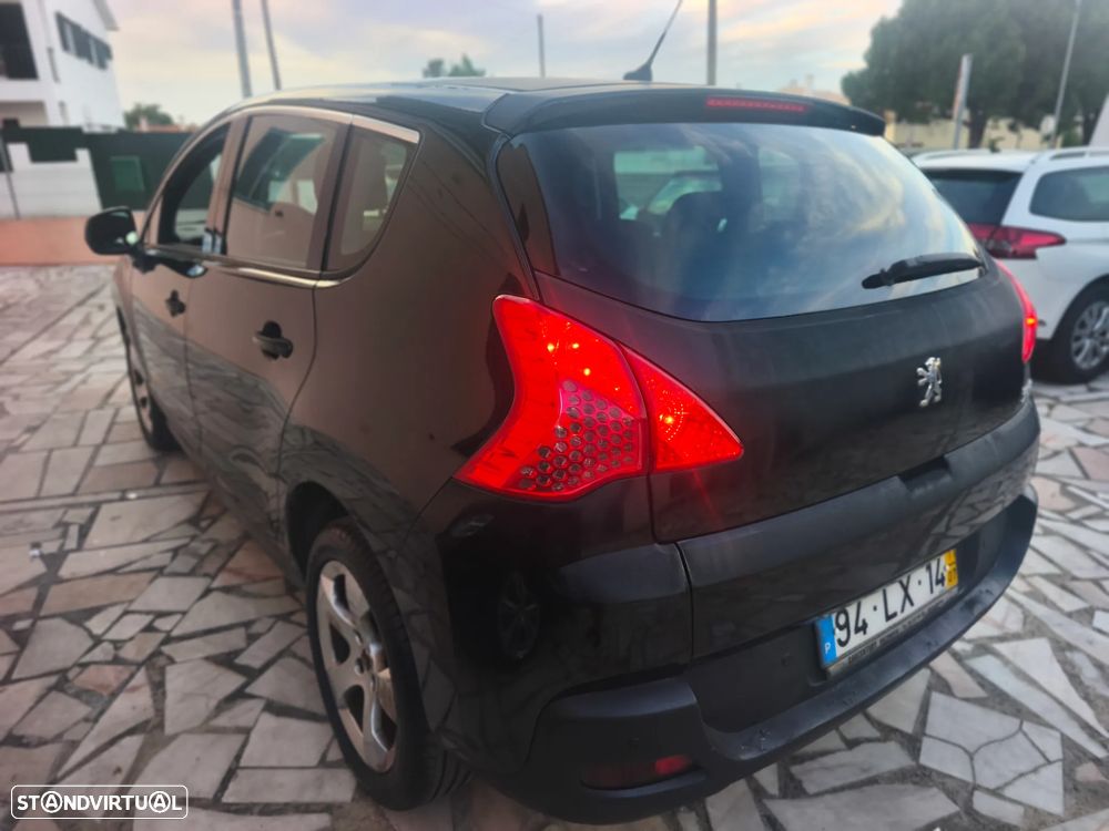Peugeot 3008 1.6 e-HDi Allure CMP6 - 31