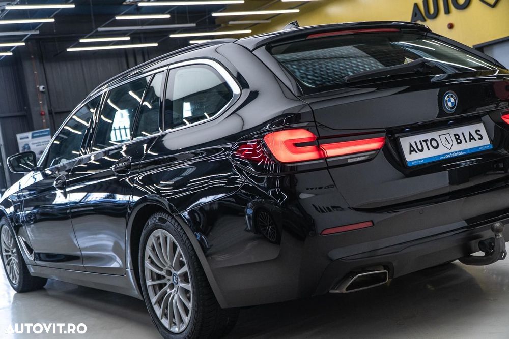 BMW Seria 5 520e Aut. Luxury Line - 33