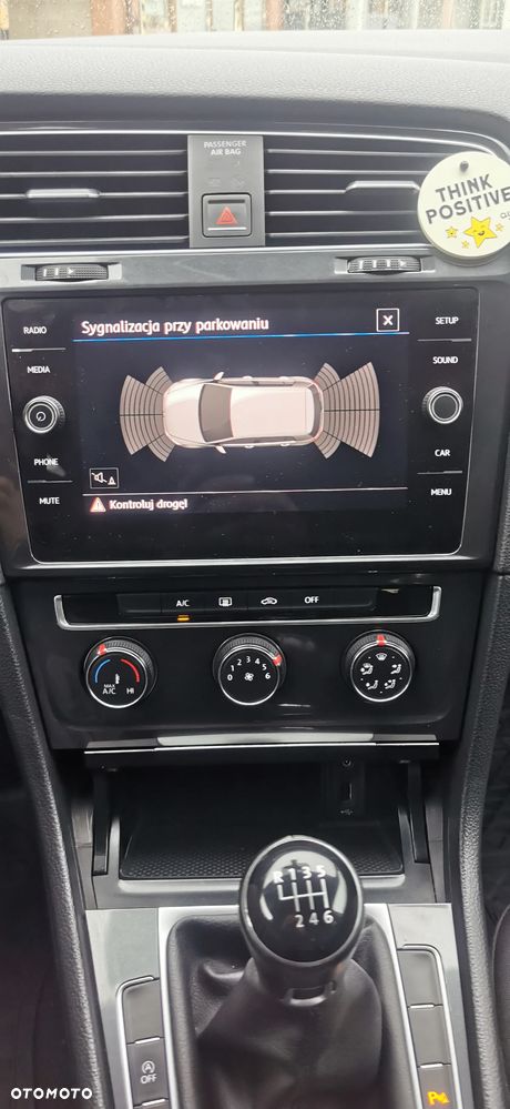 Volkswagen Golf VII 1.0 TSI BMT Trendline - 12