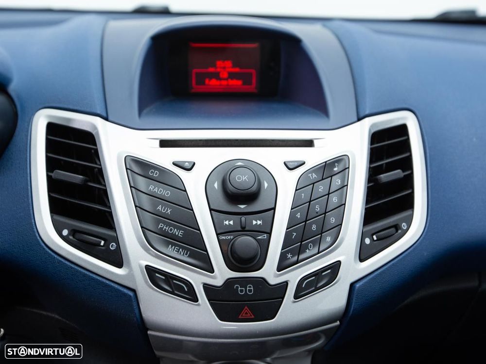 Ford Fiesta - 16