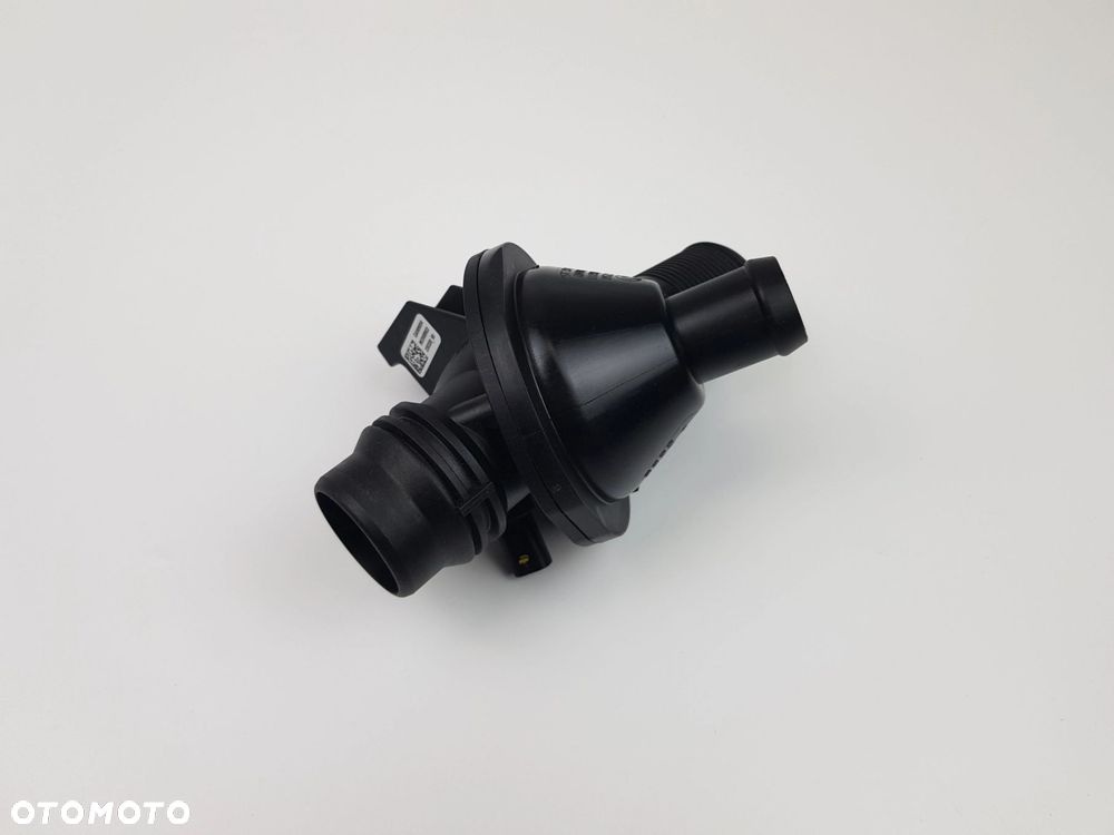 Termostat Obudowa termostatu BMW X1 E84 F10 F30 N20 2.0i 8635689 - 4