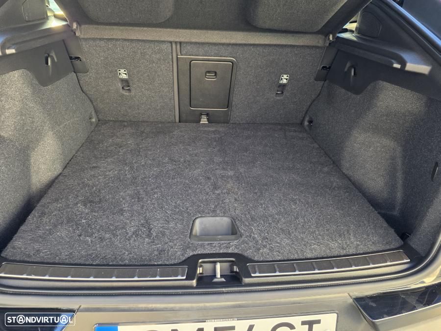 Volvo C40 Recharge Core - 15