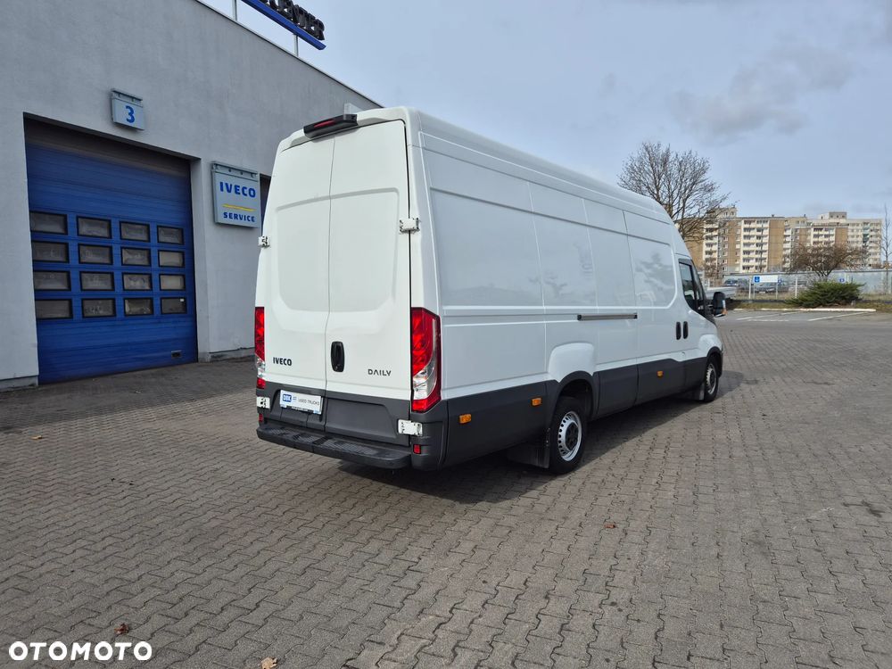 Iveco 35S18V (32742) - 7