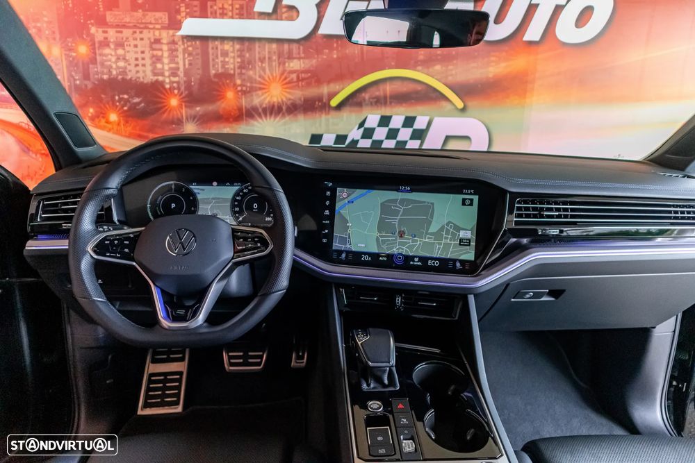 VW Touareg 3.0 TSI e-Hybrid R - 14
