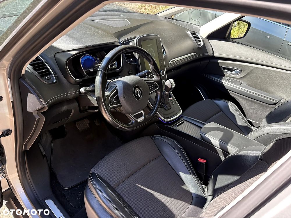 Renault Grand Scenic 1.6 dCi Bose EDC - 9