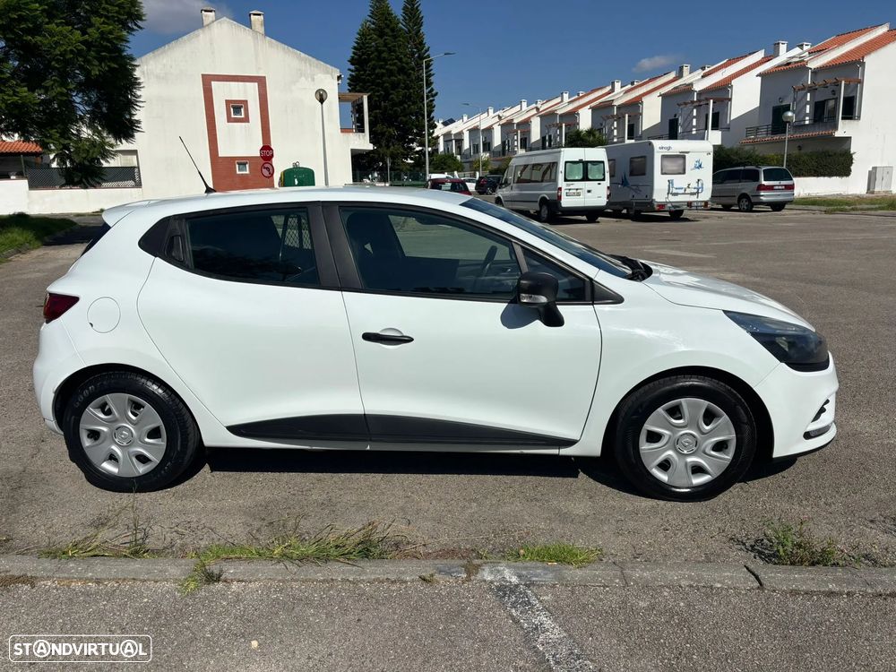 Renault CLIO 1.5 dCI 75cv - ZEN - AC - IVA DEDUTÍVEL - 6
