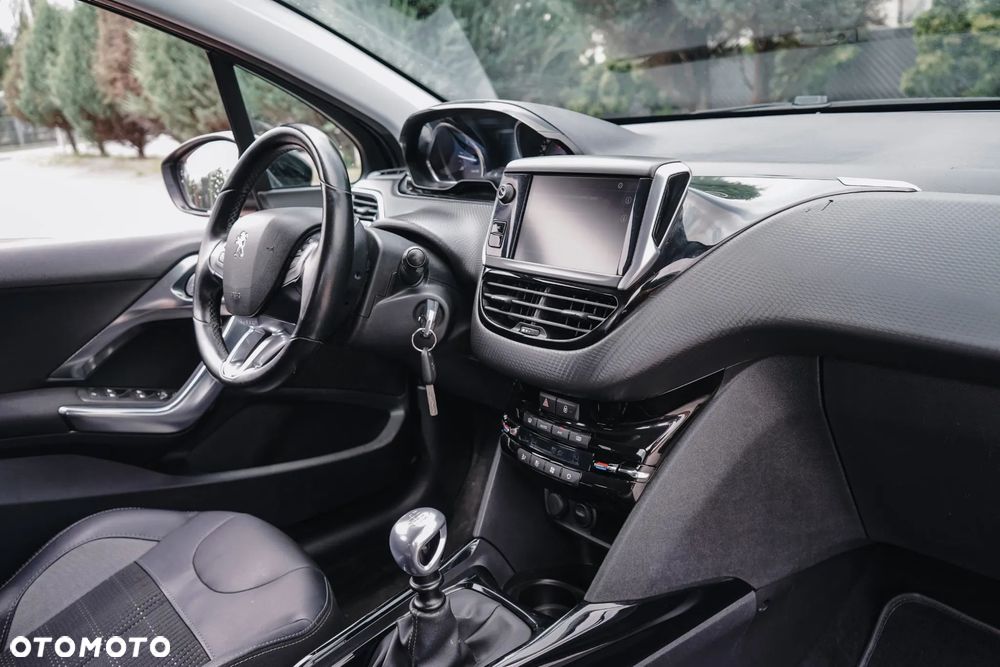 Peugeot 2008 - 25