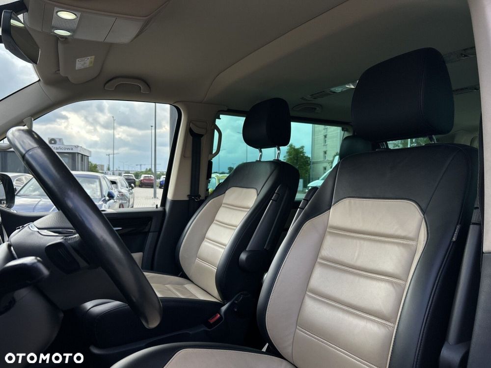 Volkswagen Multivan 2.0 BiTDI L1 Edition DSG - 12