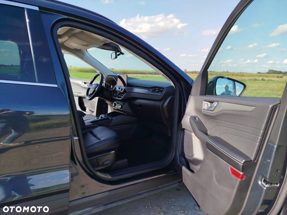 Ford Escape 2.0 EcoBoost AWD Titanium - 25