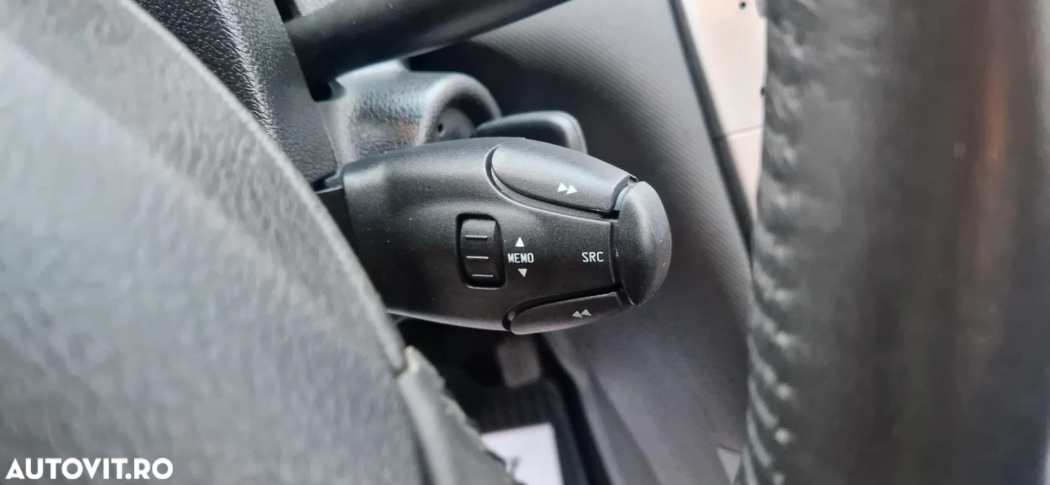 Peugeot 308 - 25