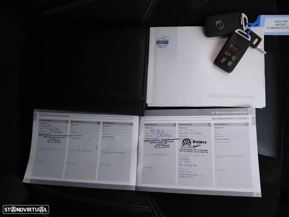 Volvo V40 D2 R Design - 11