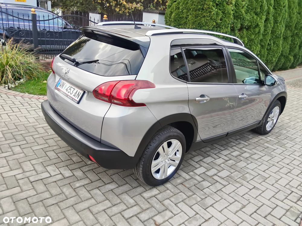 Peugeot 2008 - 9