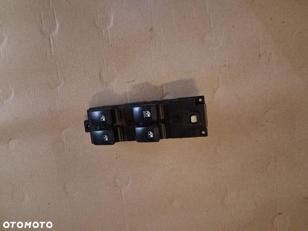 Przełącznik szyb KIA PICANTO I 93570-07200 lewy przód OE - 1