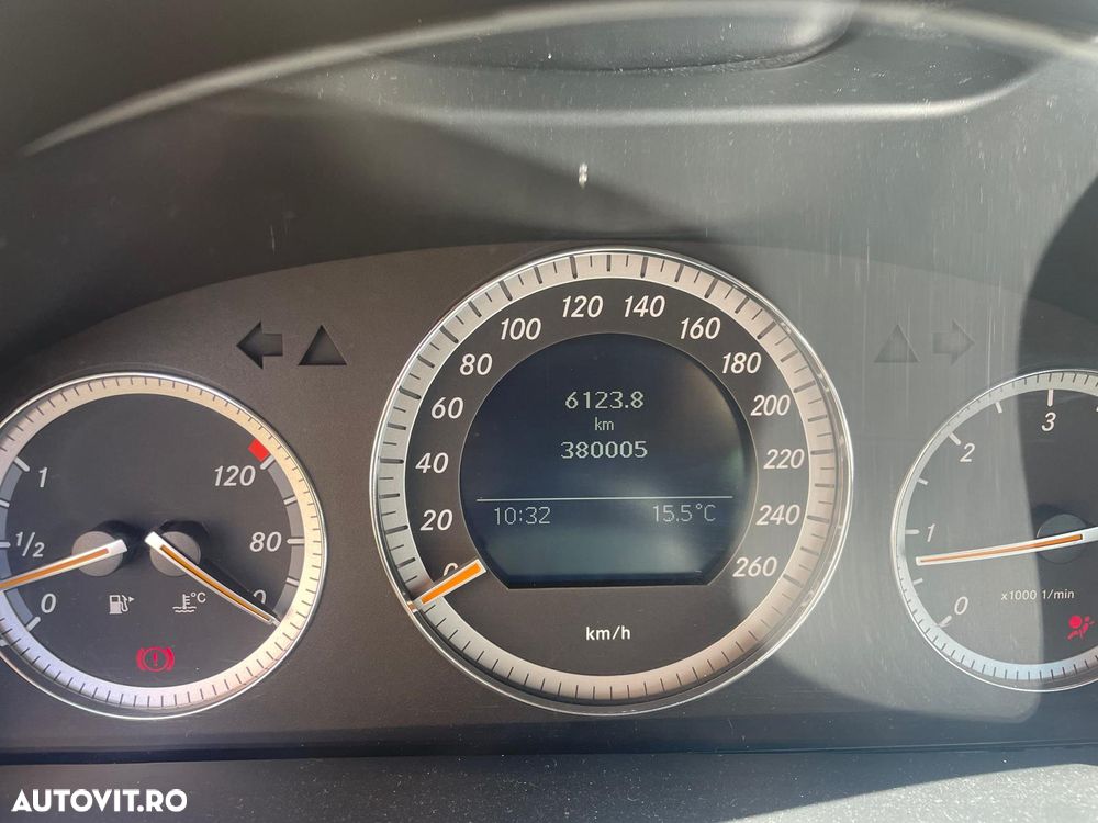 Mercedes-Benz C 220 CDI DPF - 6