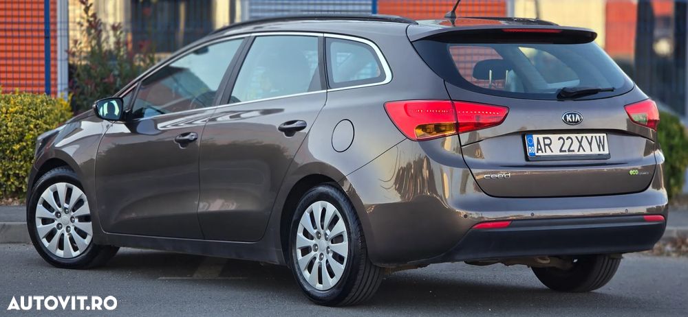 Kia Ceed - 4