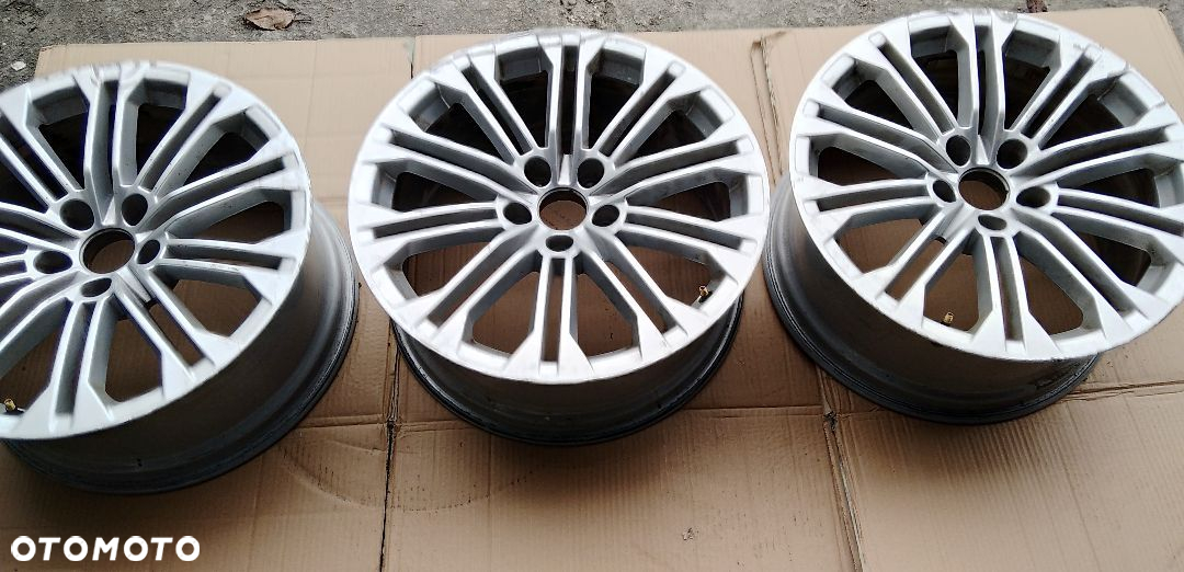 AUDI A4 8W0 FELGA 18" - 2