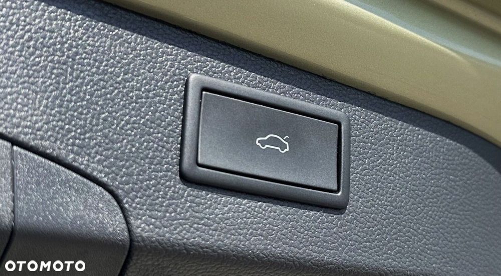 Skoda Superb 2.0 TDI SCR 4x4 Selection DSG - 28