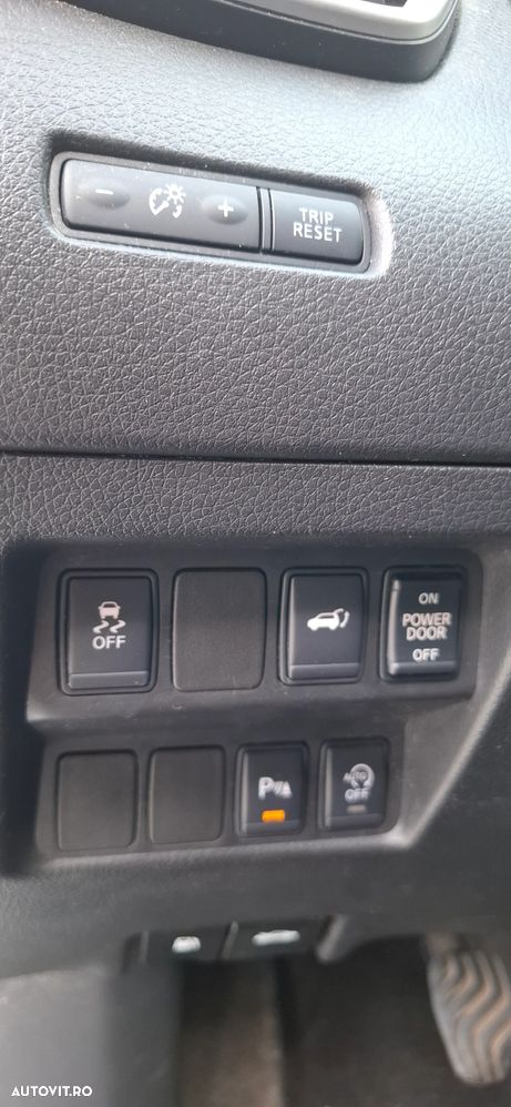 Nissan X-Trail 1.6 dCi ALL-MODE 4x4i Tekna - 27