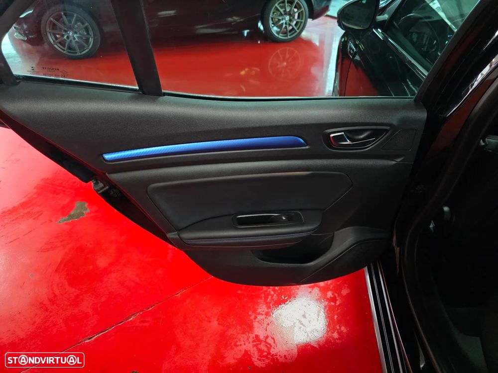 Renault Mégane 1.5 Blue dCi GT Line - 29