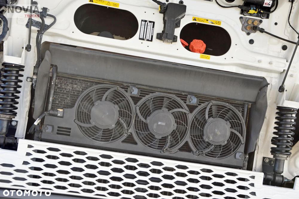 Volvo FH 500 XL / FULL LED / KLIMA POST / ALUSY / ZŁOTY KONTRAKT - 24