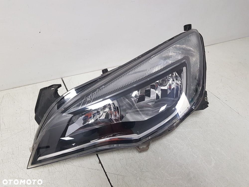 OPEL ASTRA 4 IV 09- LAMPY LAMPA LEWA PRAWA PRZEDNIA PRZÓD ORYGINAŁ EUROPA 1EG010011-68 1EG010011-67 - 9