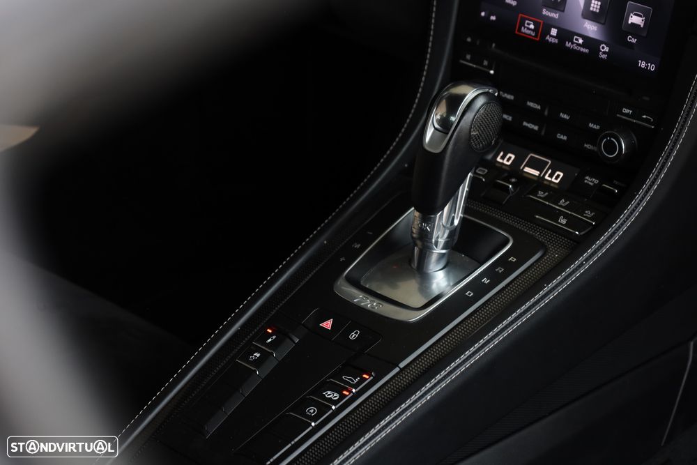 Porsche 718 Cayman GTS PDK - 40