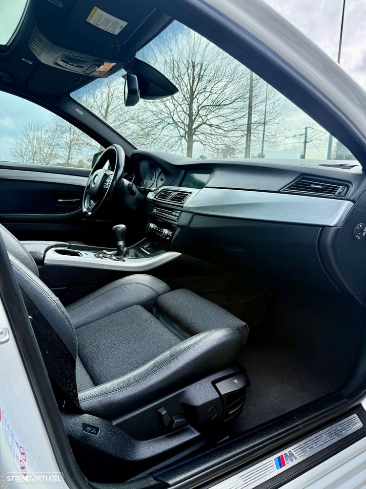 BMW 520 d Pack M - 12