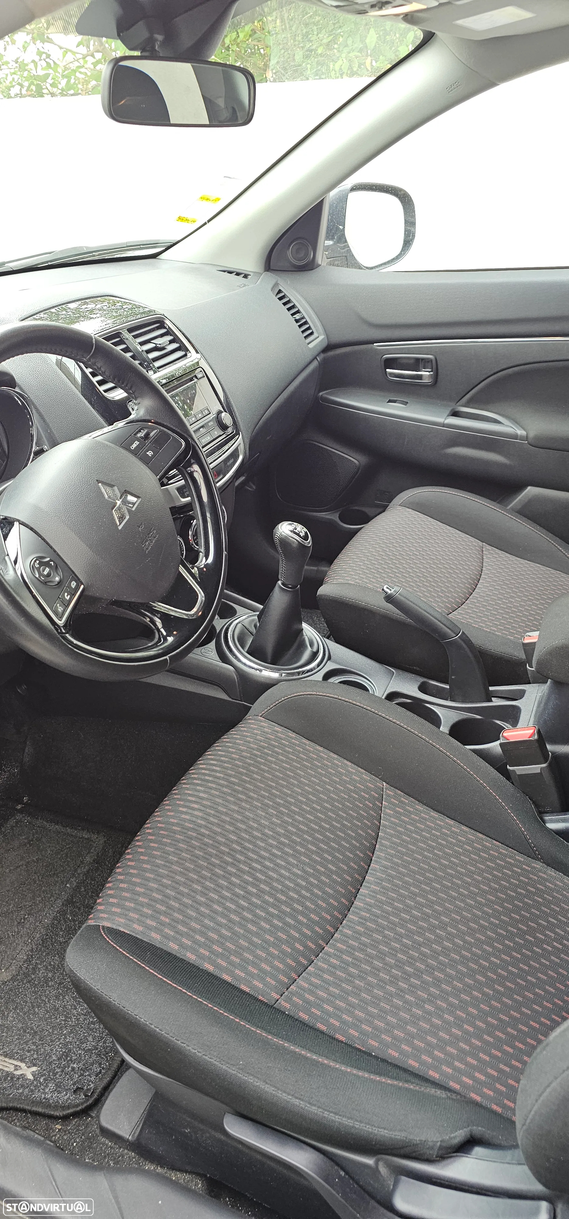 Mitsubishi ASX - 4