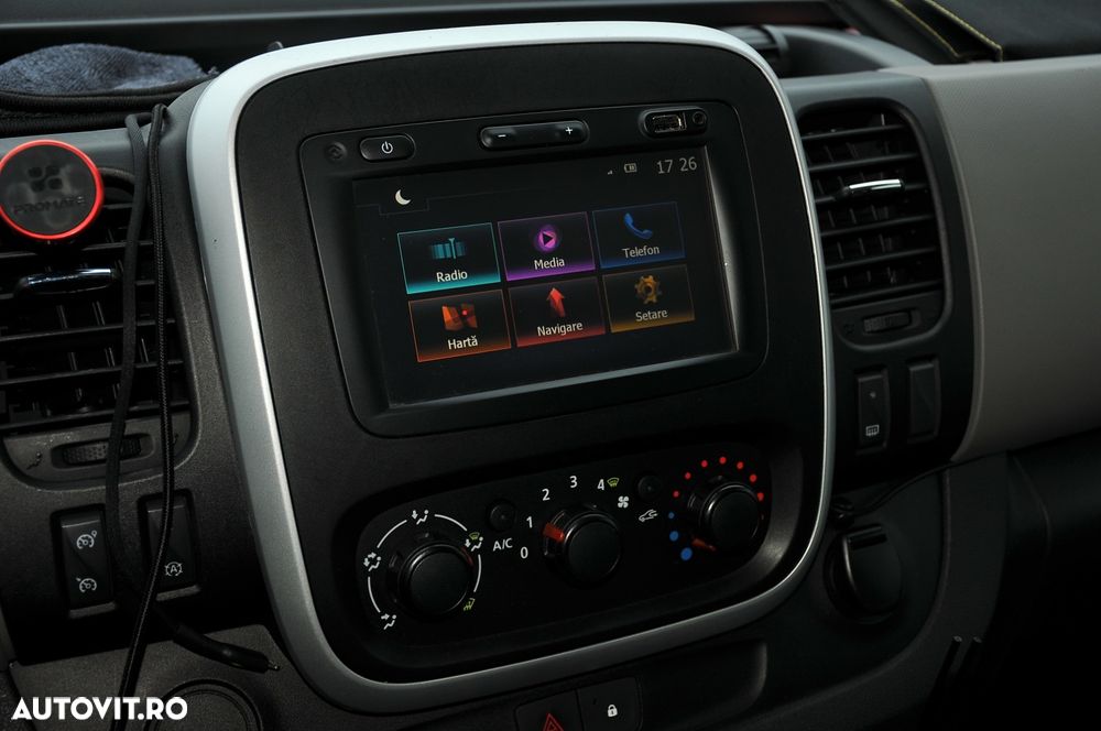 Renault Trafic ENERGY Grand Combi Expression - 19