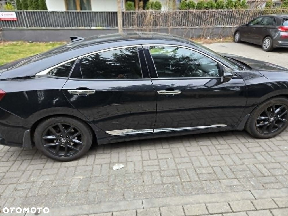 Honda Civic 1.5 T Executive - 2