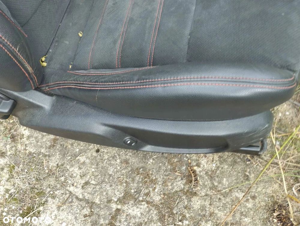 komplet foteli alcantara z czerwoną nitką ford mondeo mk4 - 4