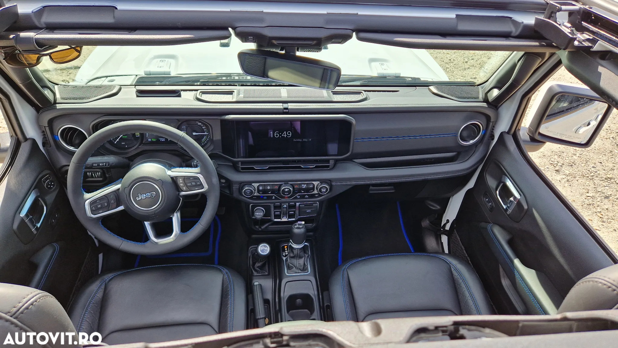 Jeep Wrangler - 8