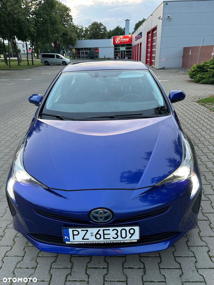 Toyota Prius - 3