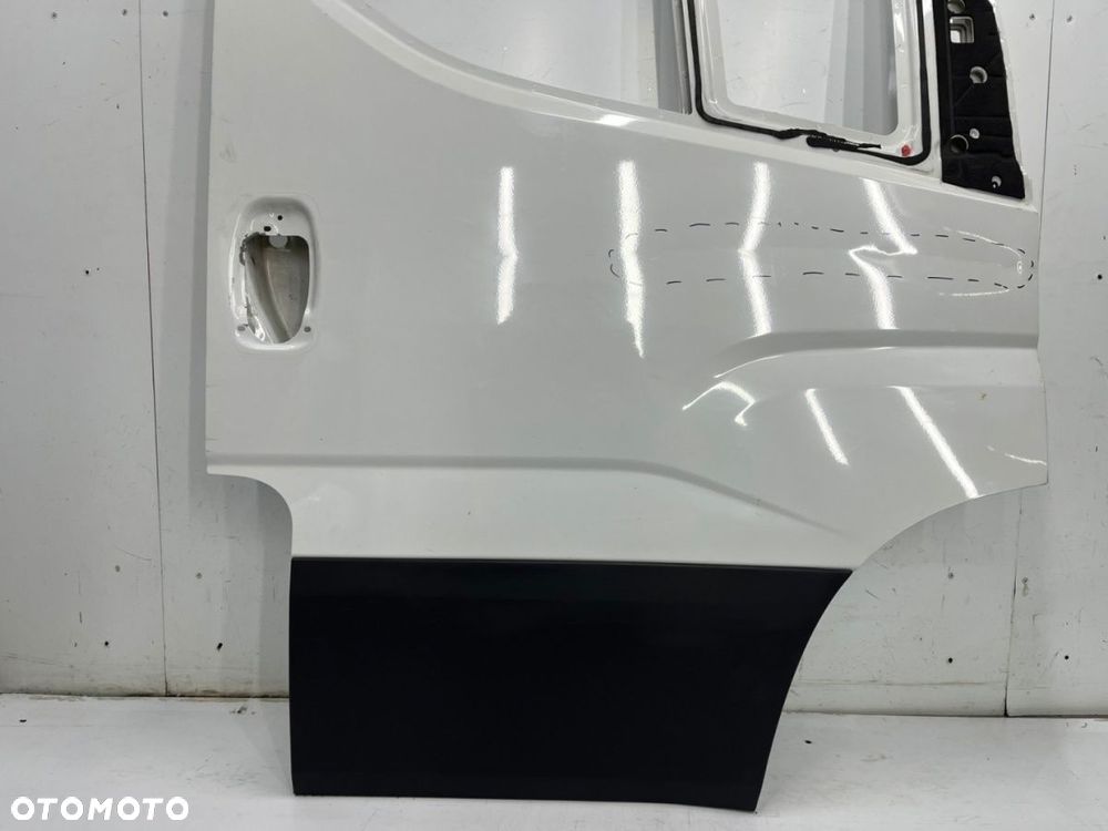 Drzwi Iveco Daily IV 4 14r.- prawy przód prawe przednie - 3