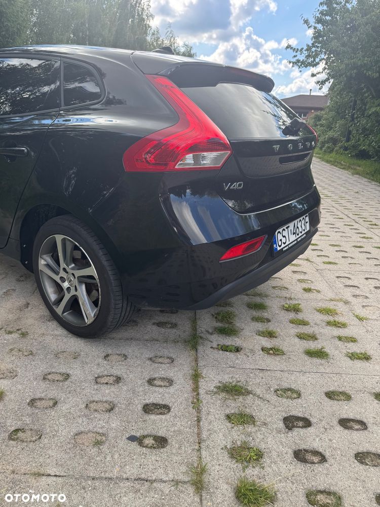 Volvo V40 D2 Drive-E R-Design Momentum - 12