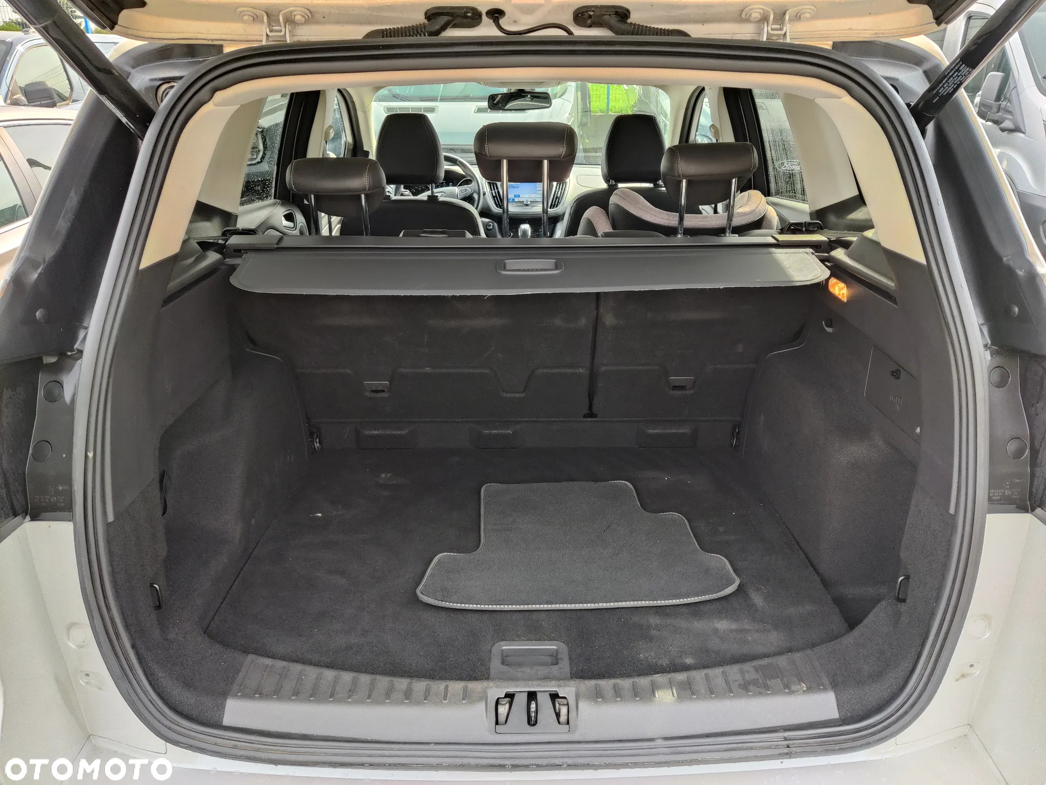 Ford Kuga Vignale 2.0 TDCi AWD - 24
