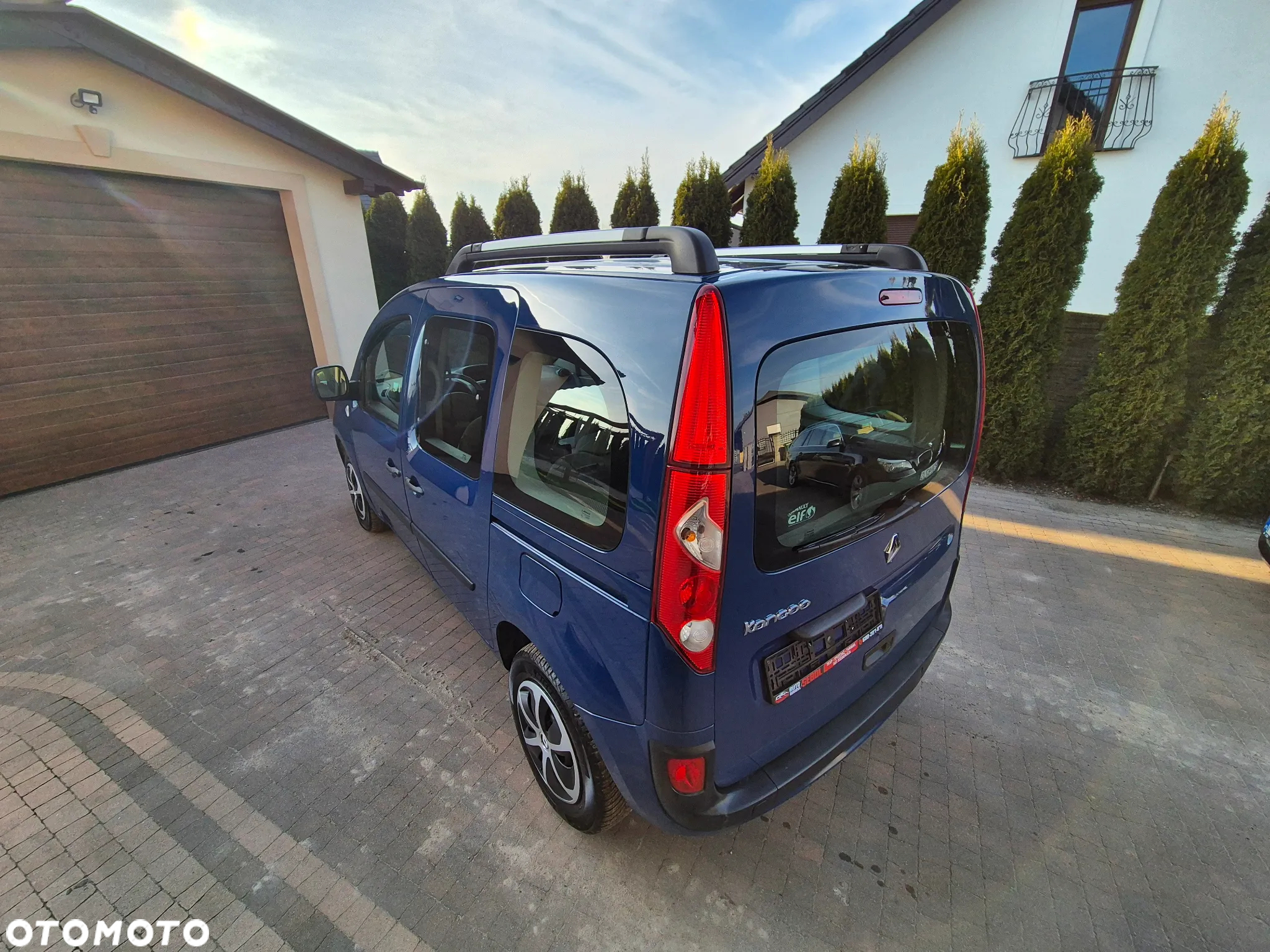 Renault Kangoo 1.6 8V 90 Happy Family - 14