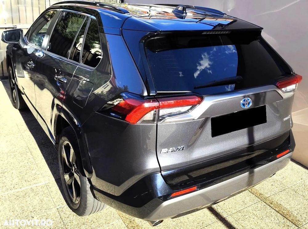 Toyota RAV4 - 13