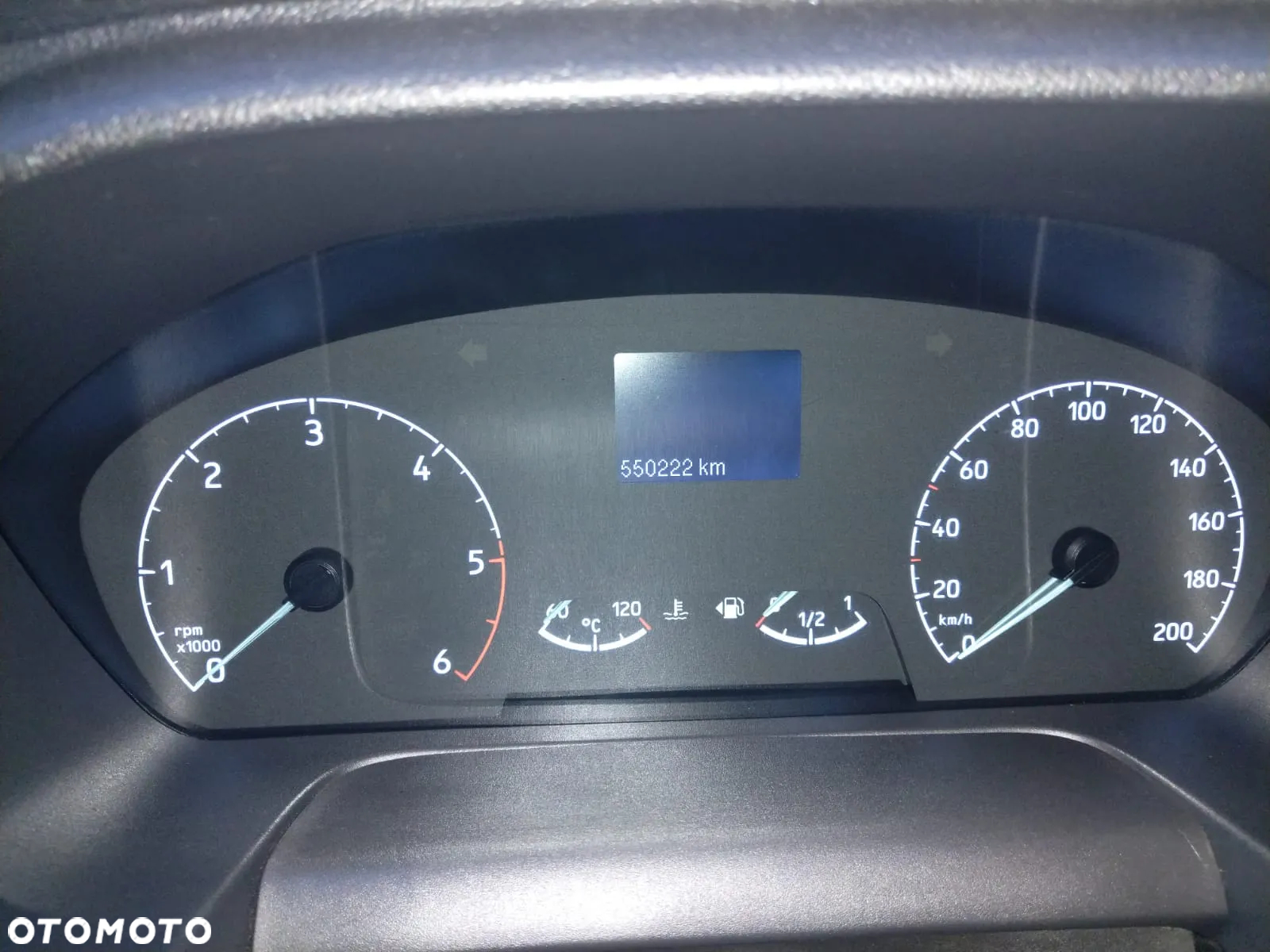 Ford Transit - 9