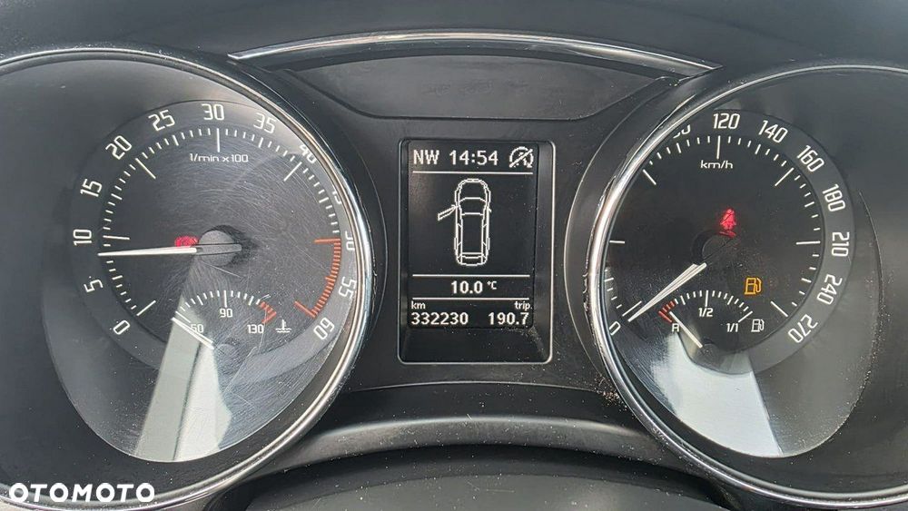 Skoda Superb - 14
