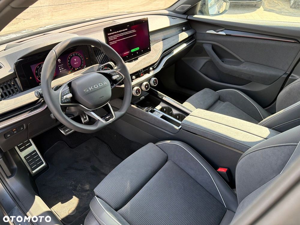 Skoda Superb 2.0 TSI Sportline DSG - 9