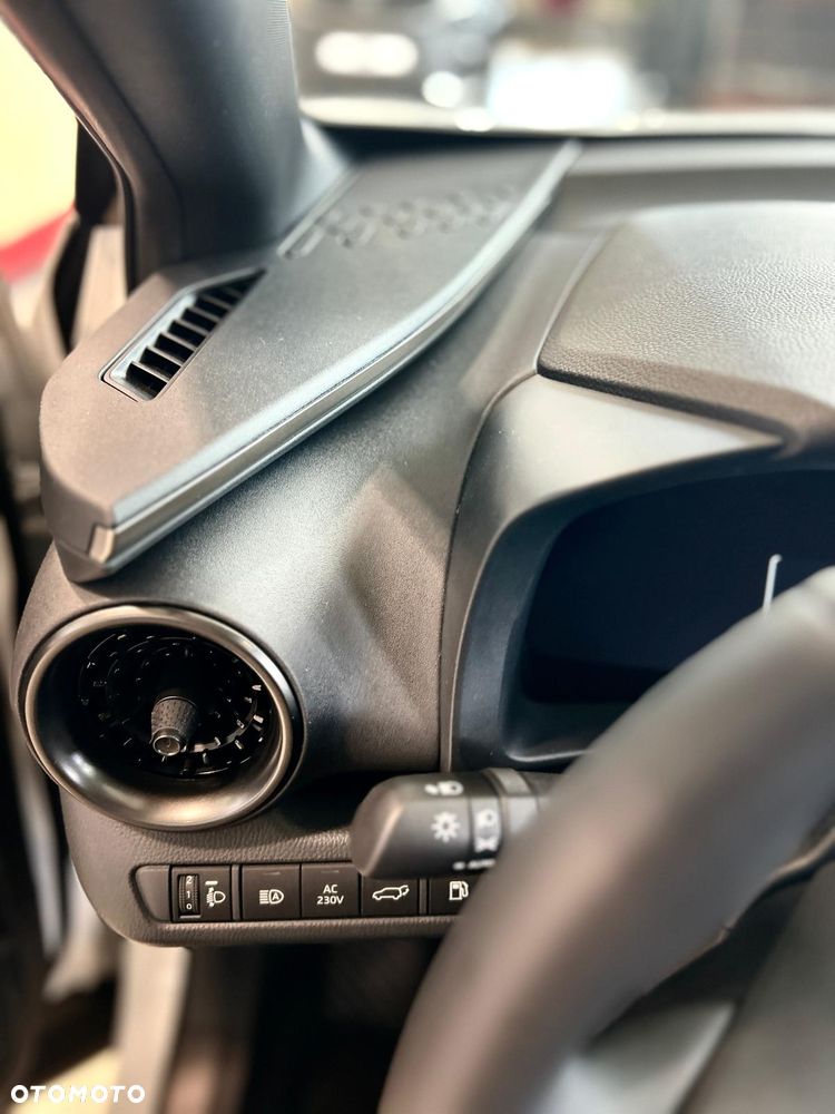 Toyota C-HR - 19