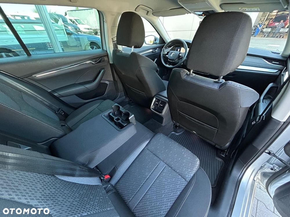 Skoda Octavia 2.0 TSI 4x4 Style DSG - 9