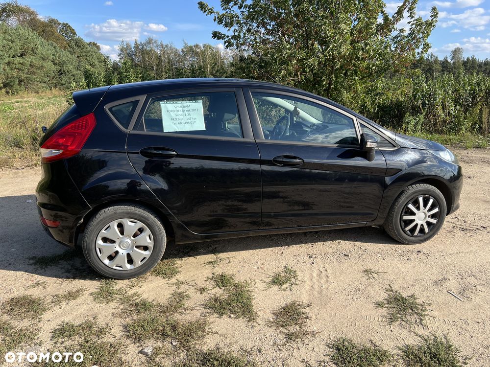 Ford Fiesta - 16