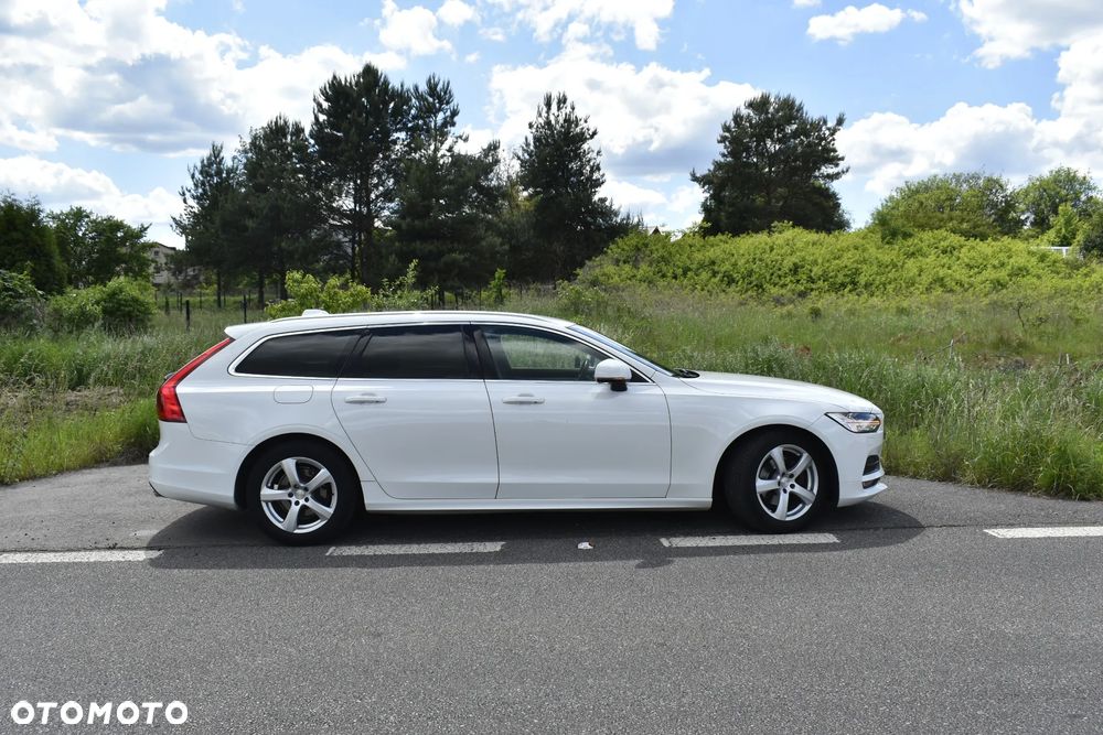 Volvo V90 D4 Momentum Pro - 5