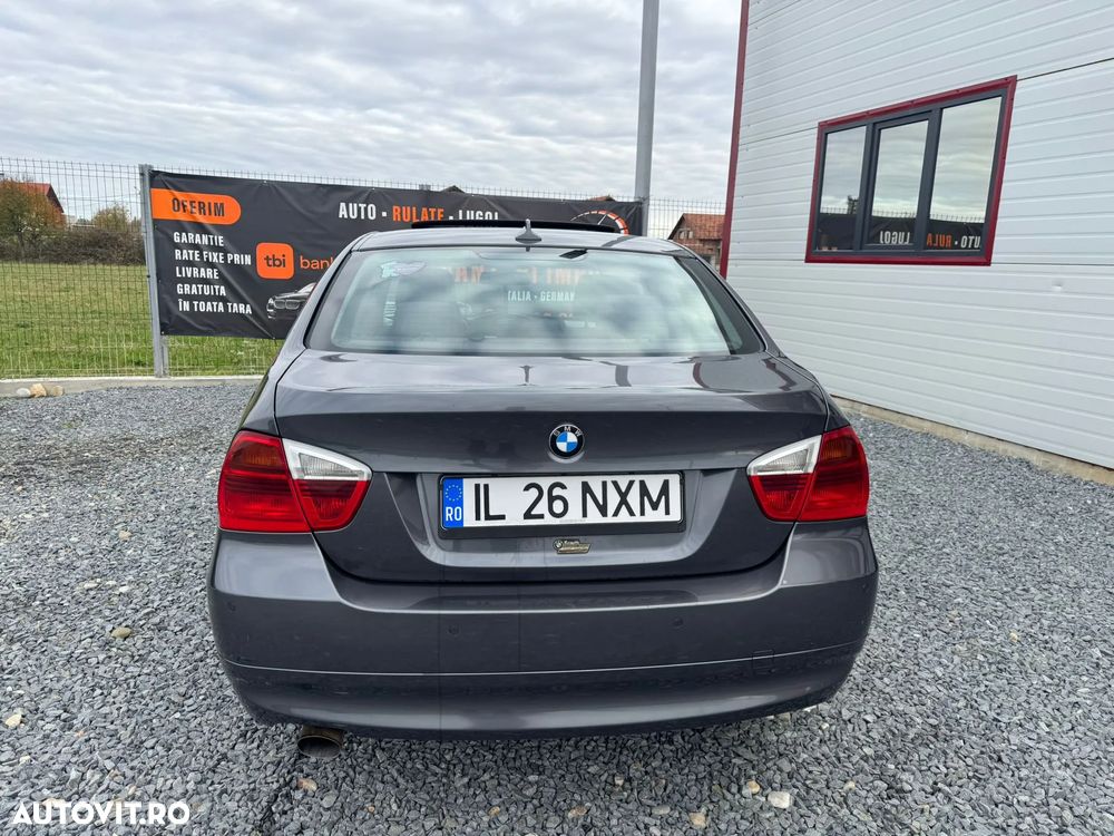 BMW Seria 3 320d DPF Touring Blue Performance Edition Fleet Sport - 8