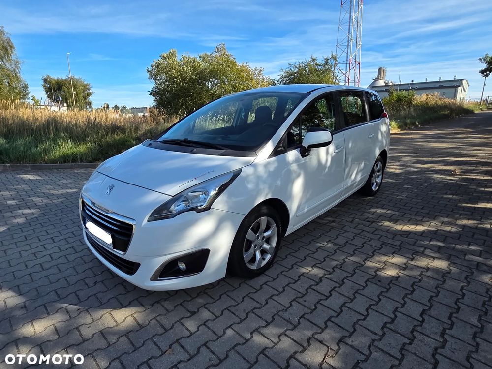 Peugeot 5008 - 24