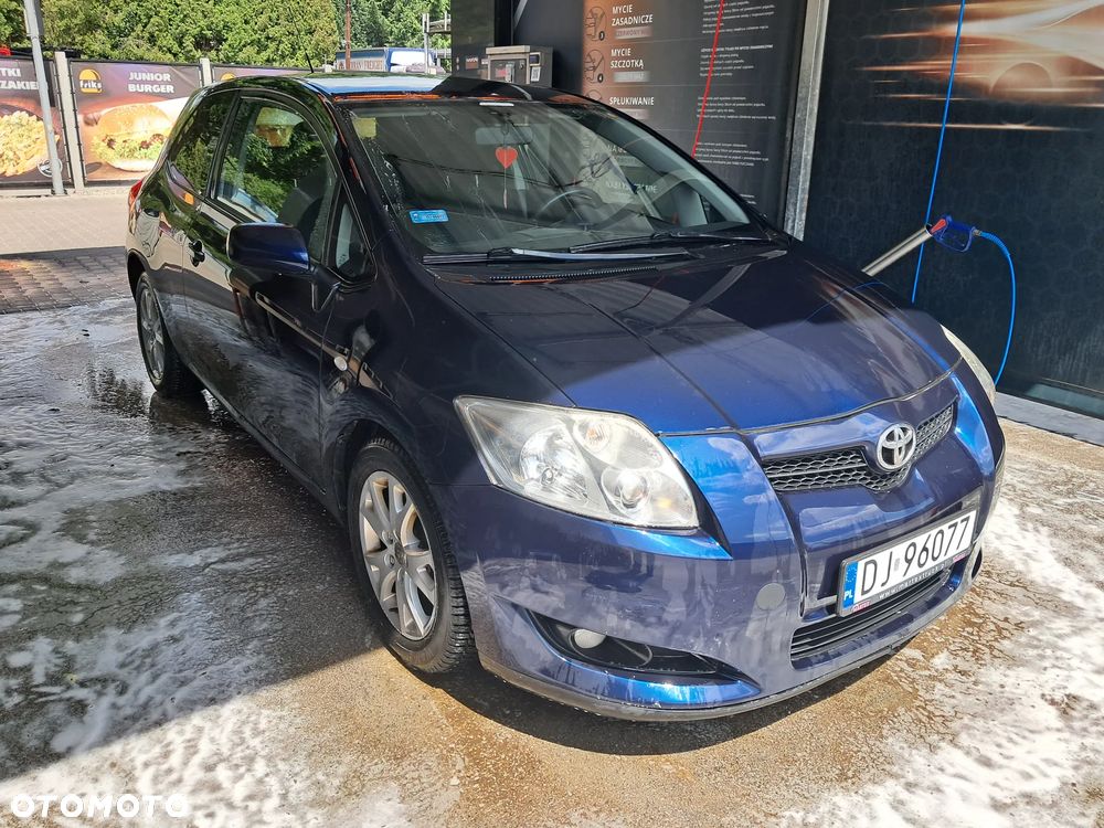 Toyota Auris 2.0 D-4D Premium - 3