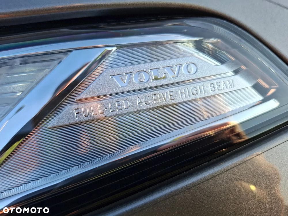 Volvo XC 90 B5 D AWD Inscription - 28